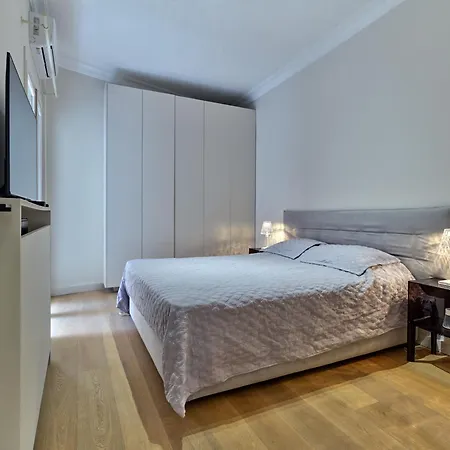 Adorac Apartment